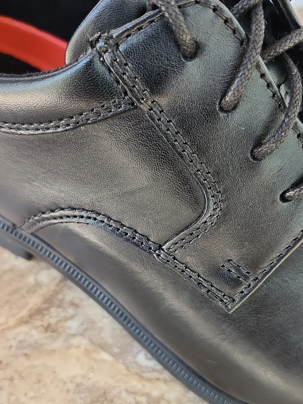 NWOT ROCKPORT ROBINSYN PLAIN TOE WATERPROOF LEATHER OXFORD